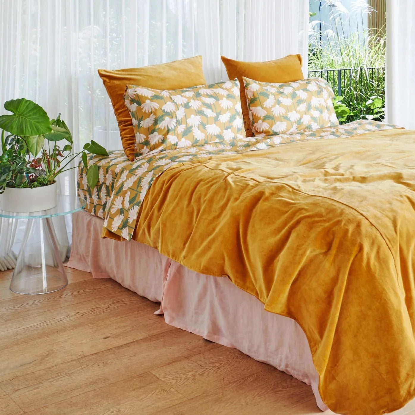 Pecan Velvet Quilt Cover