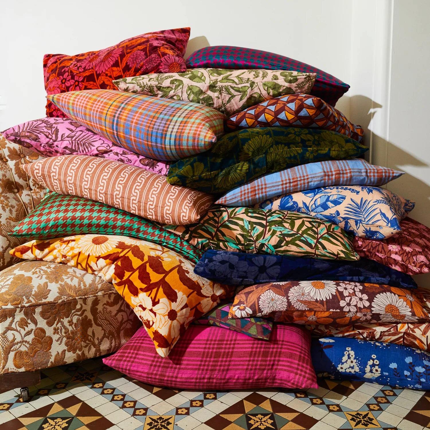 Pello Linen Pillowcase Set - Bougainvillea