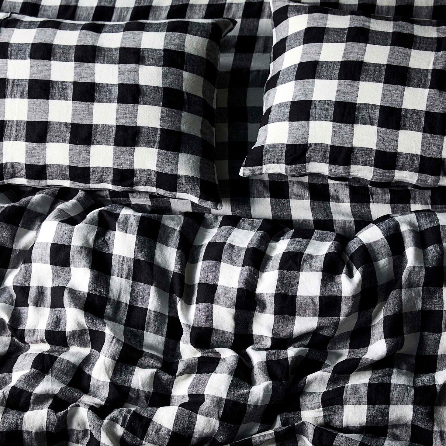 Black &amp; White Gingham Linen Fitted Sheet