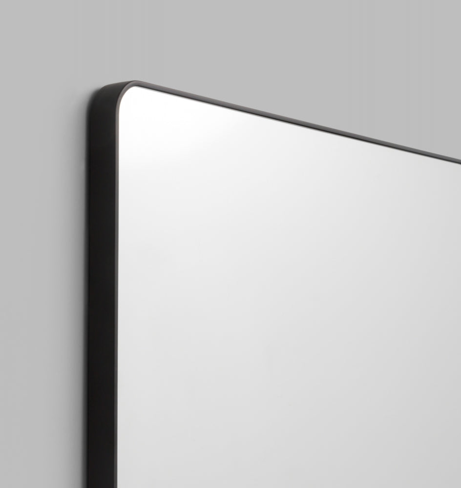 Flynn Curve Rectangle Mirror - Black