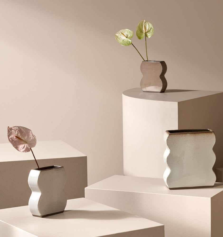 Form Vase Mocha - Assorted sizes