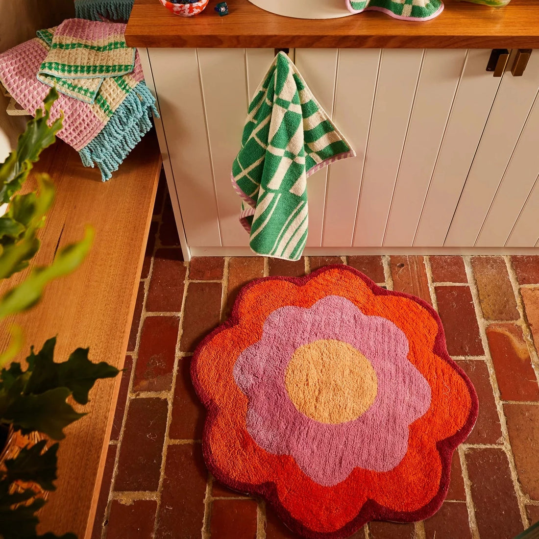 Kiska Bath Mat - Dahlia