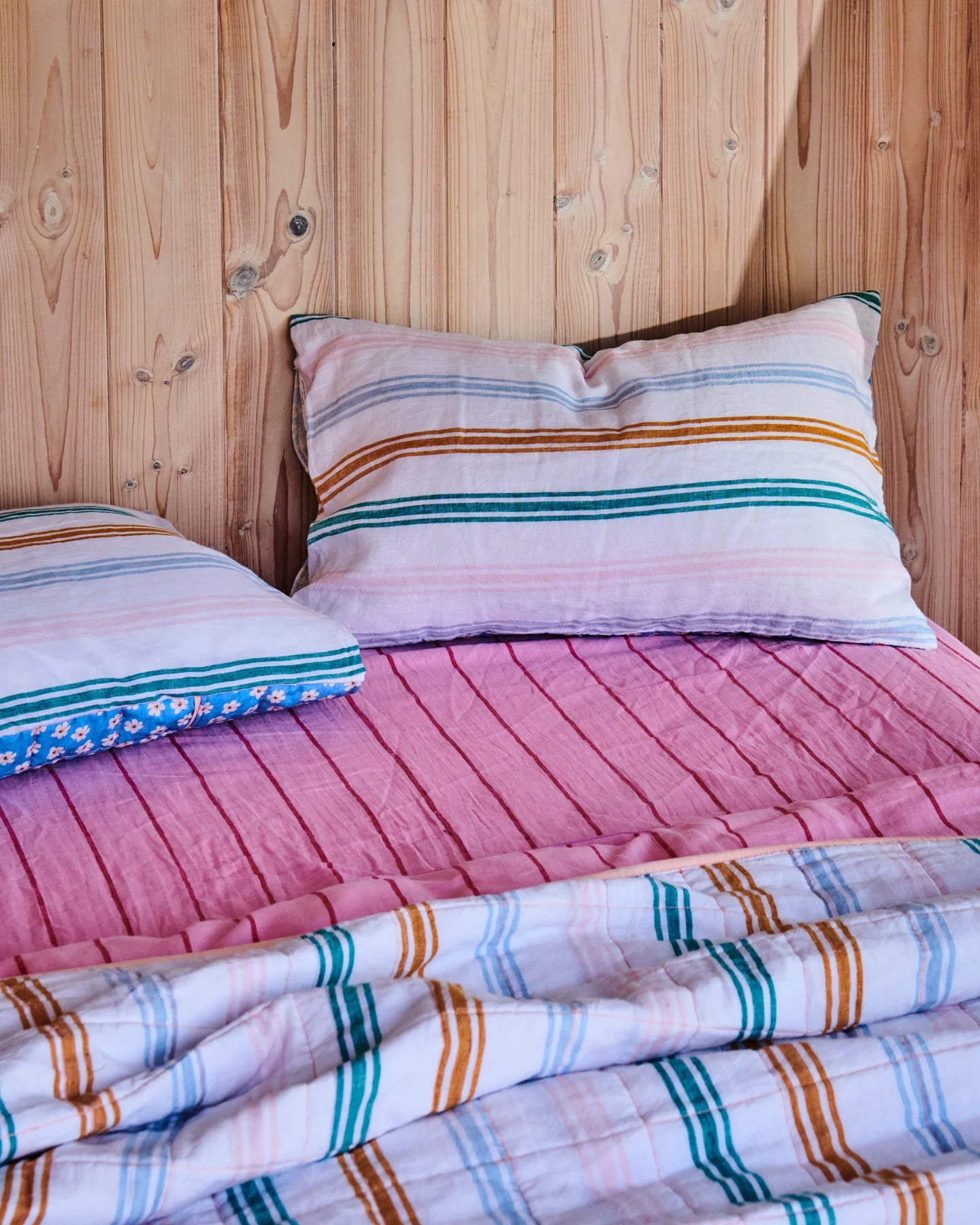 Iced Vovo Stripe Linen Fitted Sheet