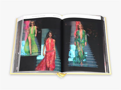 Versace Catwalk  The Complete Collections