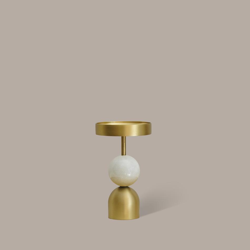 Beaded Fountain Brass Candle Holder - White Medium