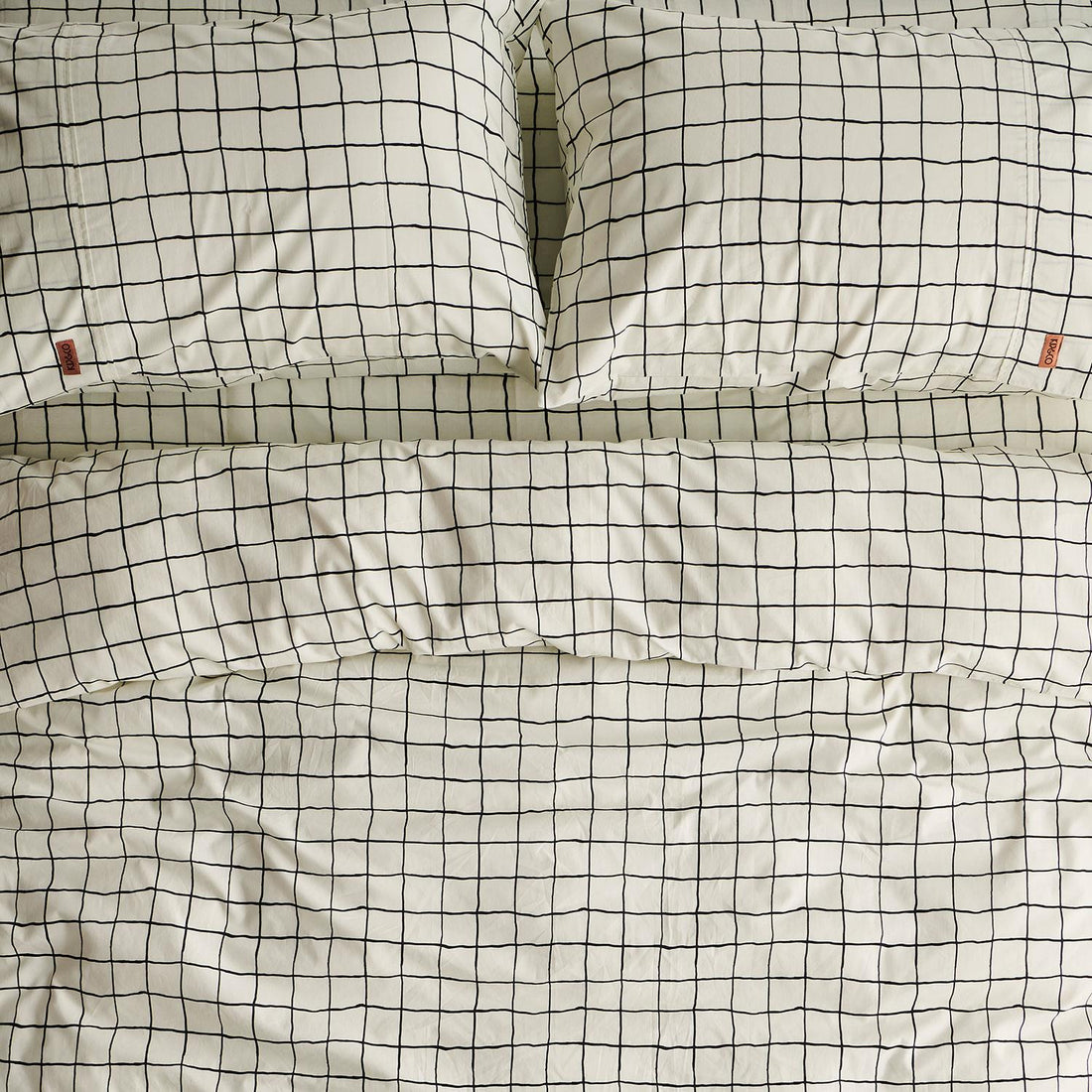 Check 1-2 White &amp; Black Organic Cotton Pillowcase Set