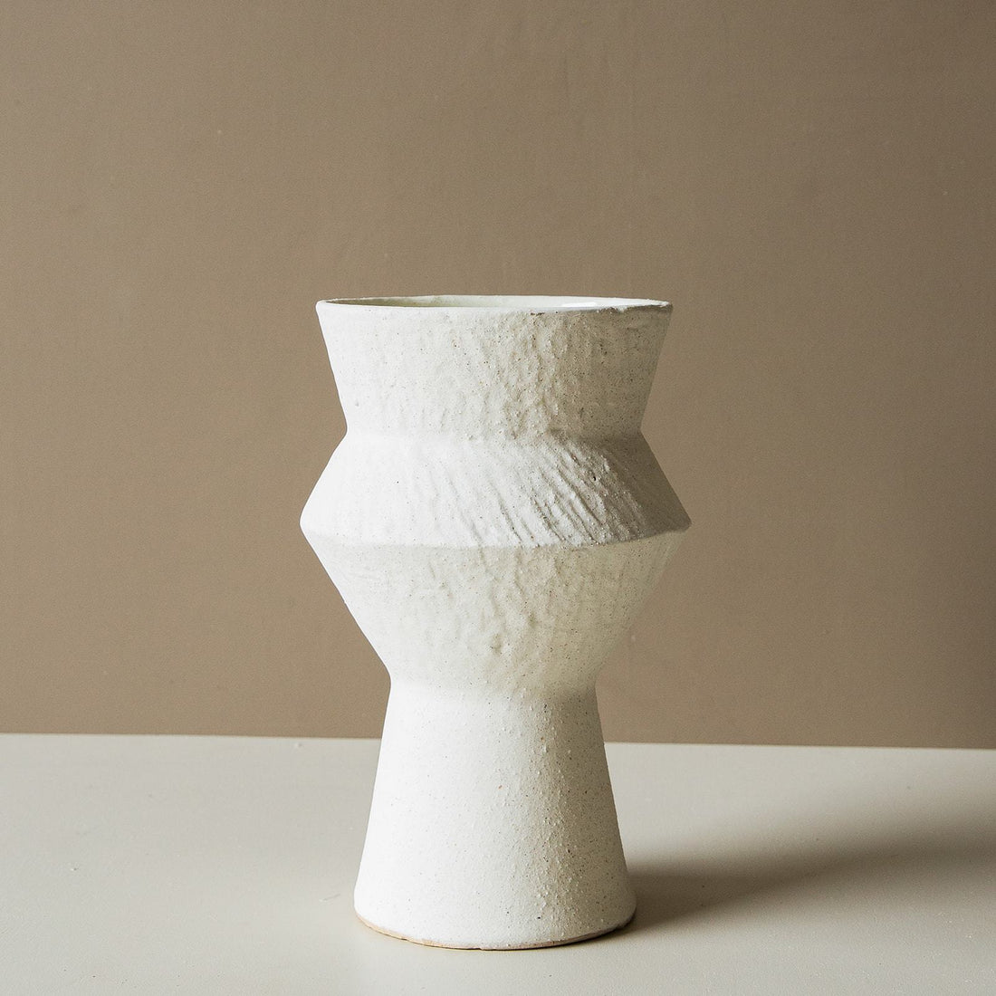 Larson Vase - Off White - X Large
