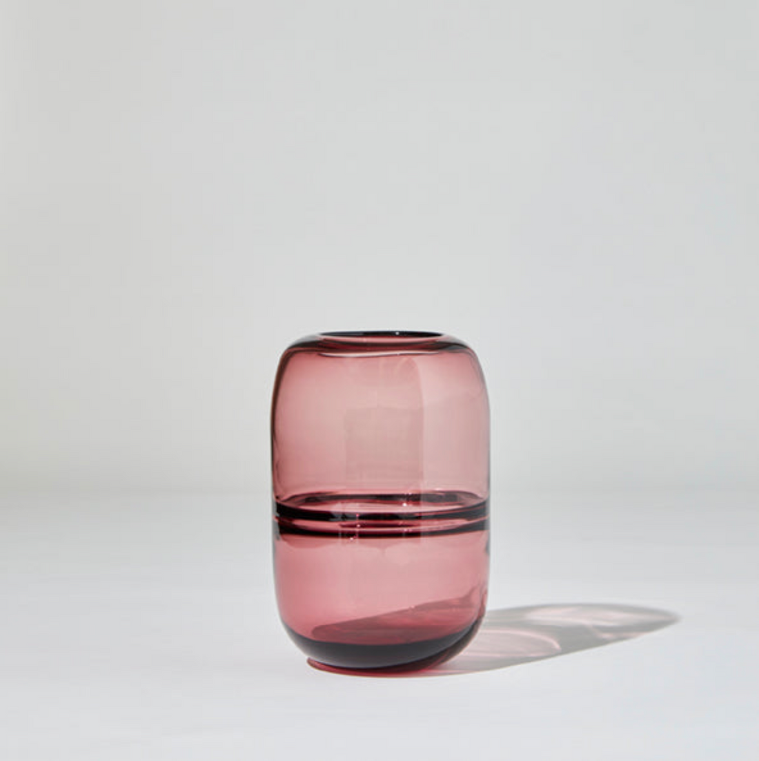 Jewel Vase Cherry - Medium