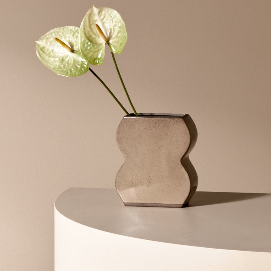 Form Vase Mocha - Assorted sizes